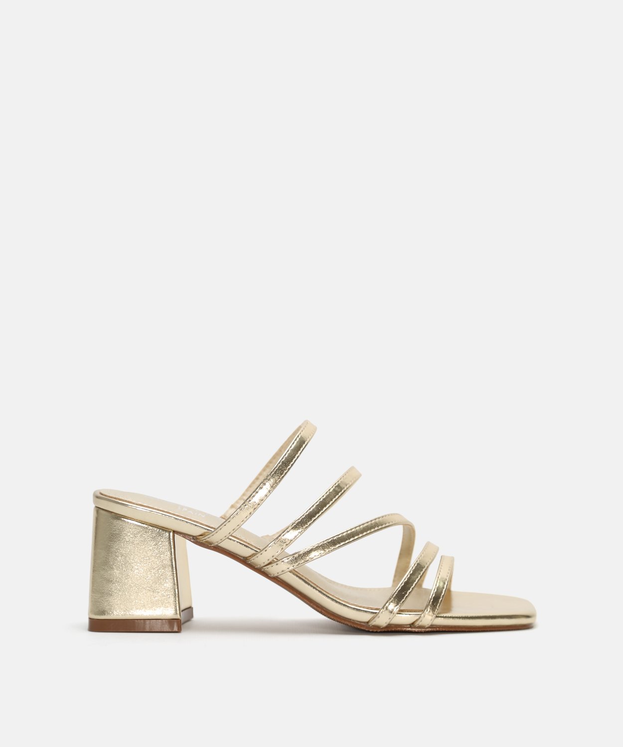 Sandalia tac&oacute;n tiras